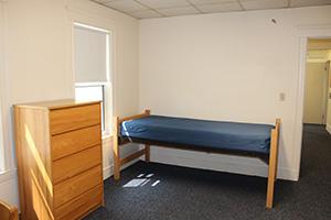 12 Dearborn single bed image 1