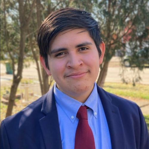 Headshot of Jesse Flores
