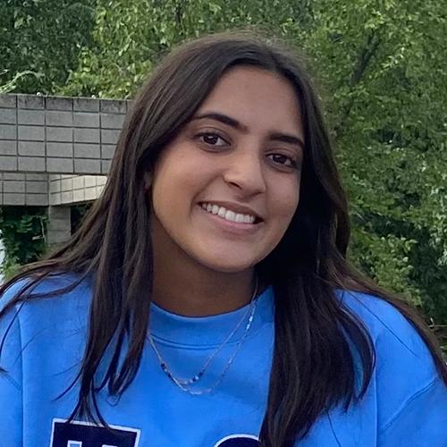 Arya Gupta headshot