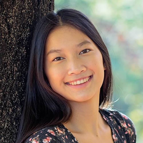 Mackenzie Chin headshot